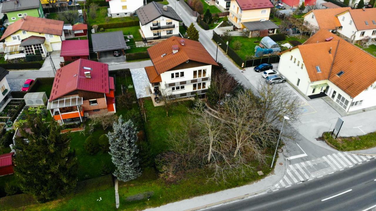 Apartments Andrej - Poetovio & Ptuj Eksteriør bilde